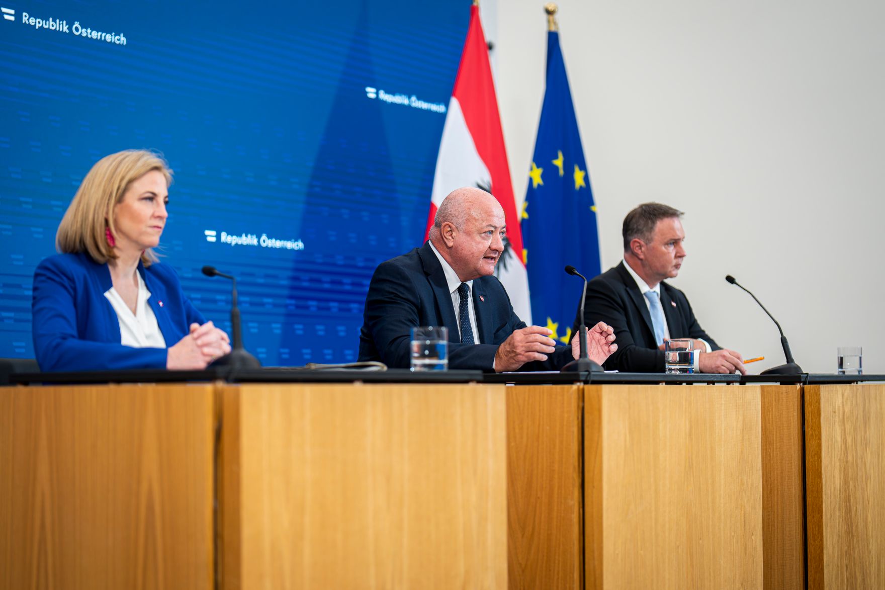 news title image