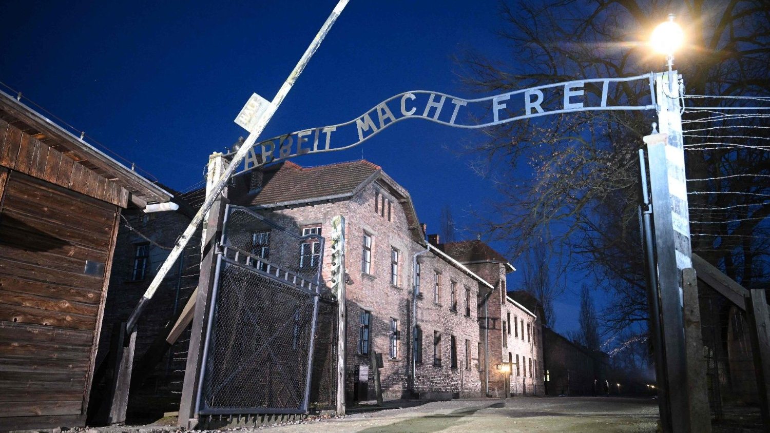 news title image