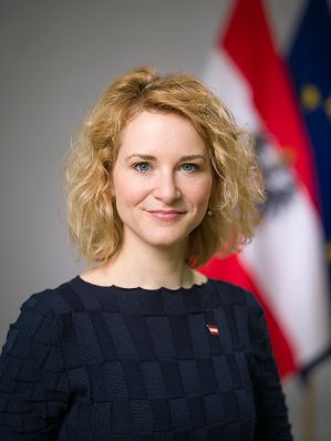 news title image